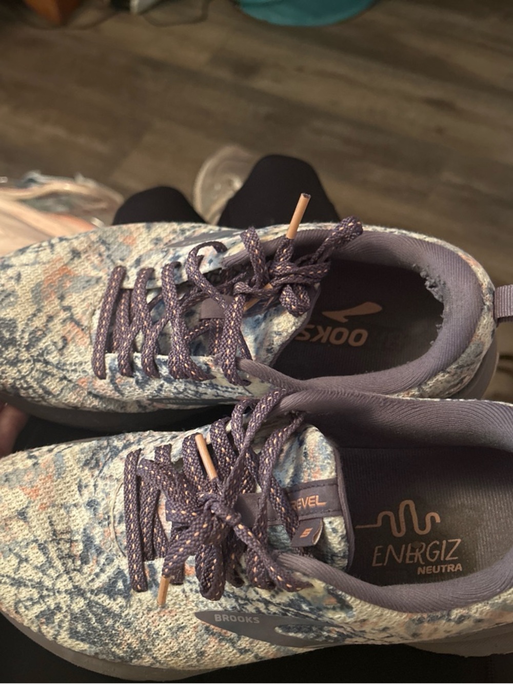 Brooks Energize Neutra Knit Sneakers - Blue & Purple